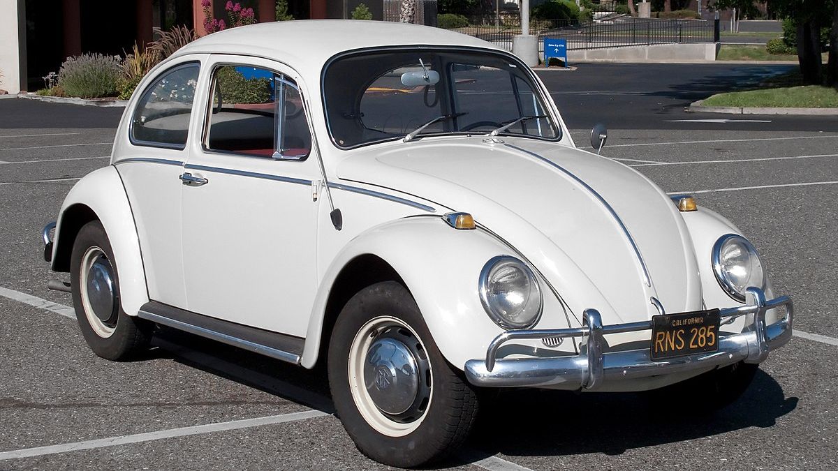Picture of old, white VW Beetle